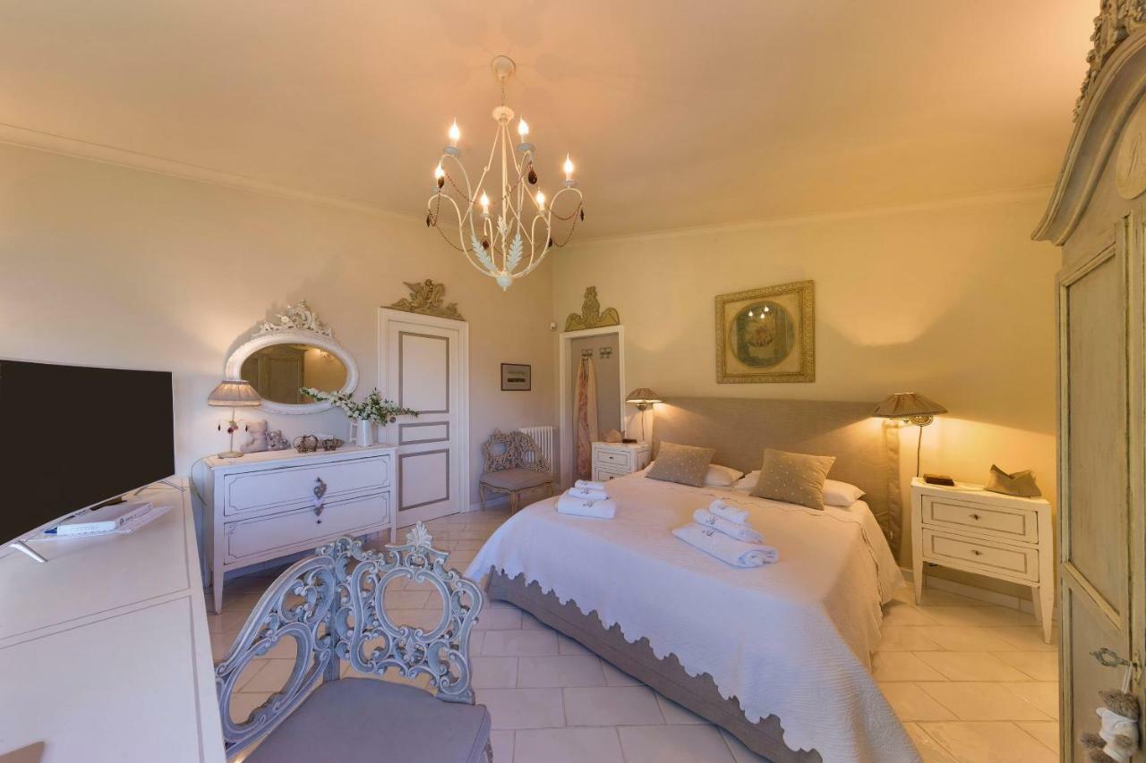 Villa Annabelle SantʼAgata sui Due Golfi Екстериор снимка
